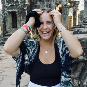 Meet your Posher, Phoebe